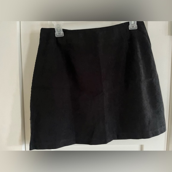 New Shein High waisted zip Skirt in package Size Large - Picture 2 of 5